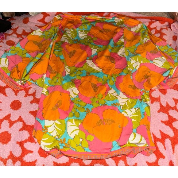 Trina  Turk NWT floral top - Picture 4 of 4